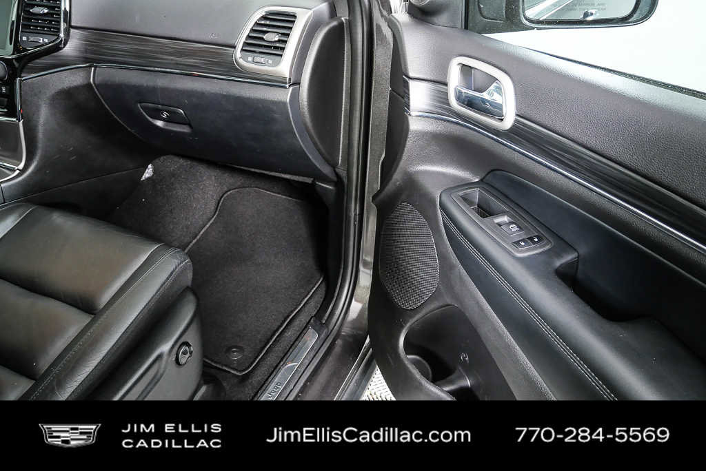 Used 2021 Jeep Grand Cherokee Limited image 25
