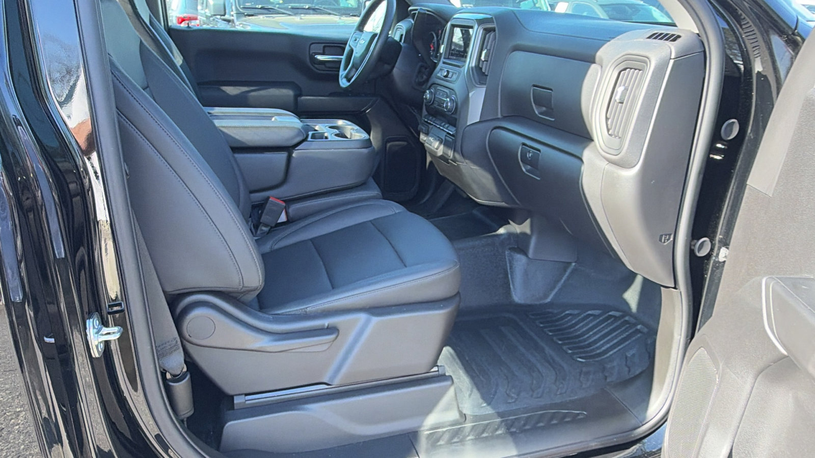 Used 2026 Chevrolet Silverado 1500 W/T w/ WT Value Package image 25