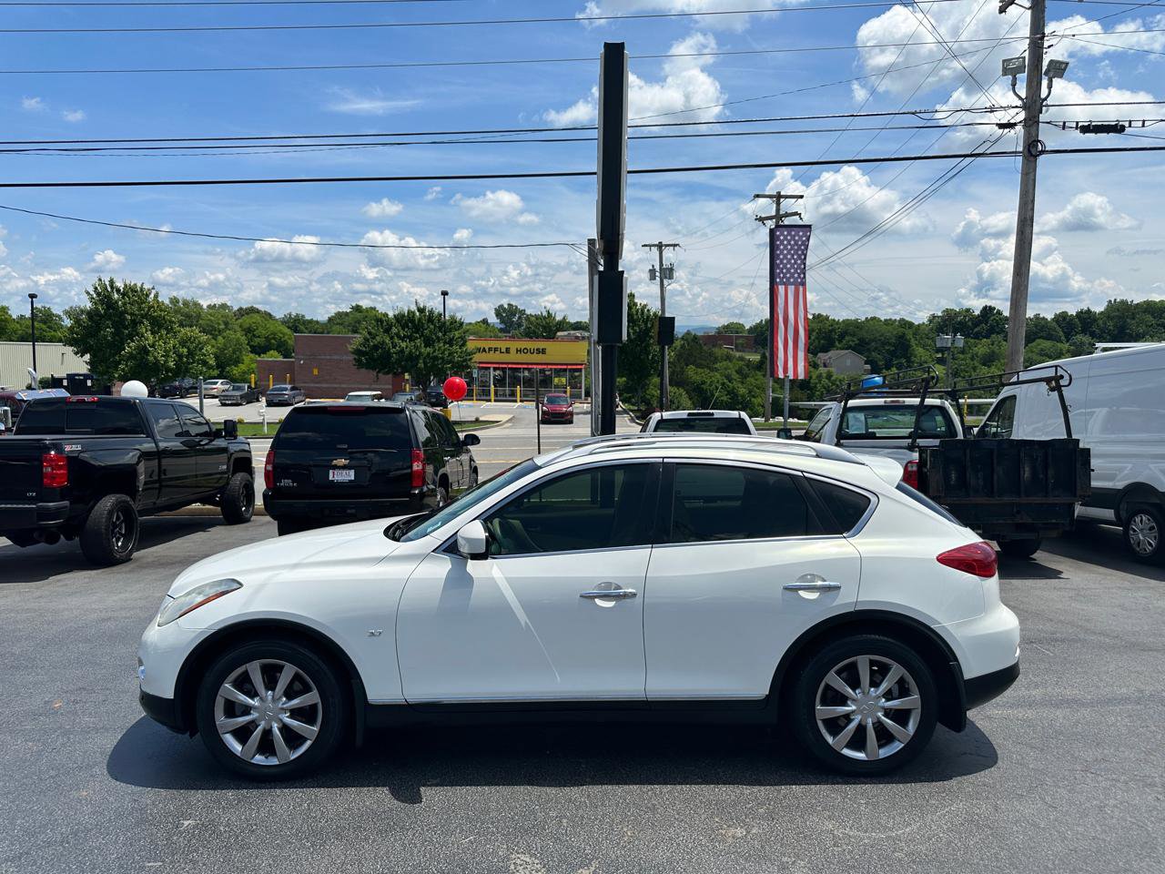 Used 2014 INFINITI QX50 Journey w/ Premium Package AWD/4WD image 1