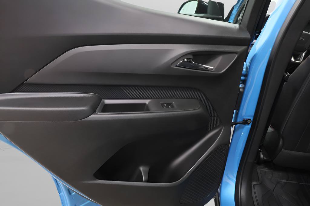 New 2027 Chevrolet Bolt RS w/ Technology Package FWD image 25