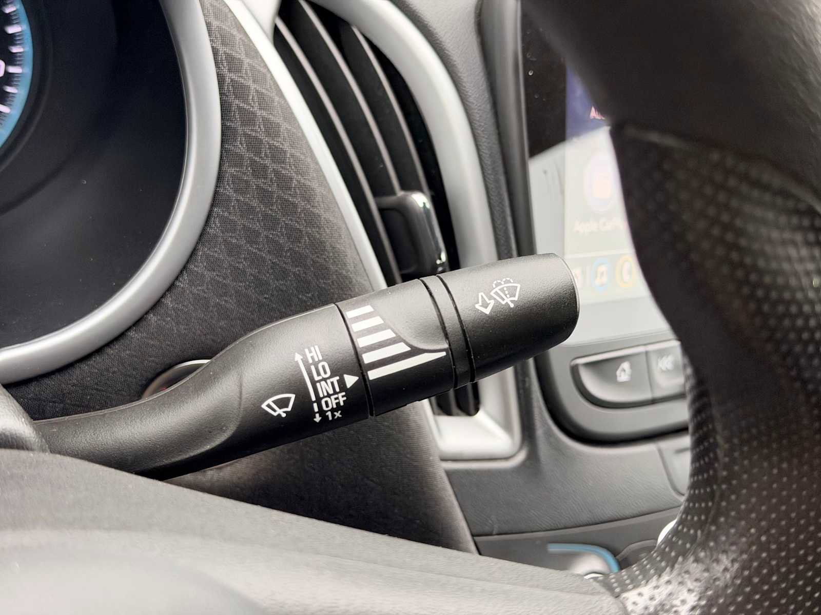 Used 2023 Chevrolet Malibu LT image 25