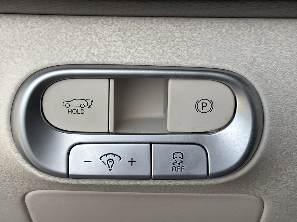 Certified 2023 Genesis GV60 Advanced image 49