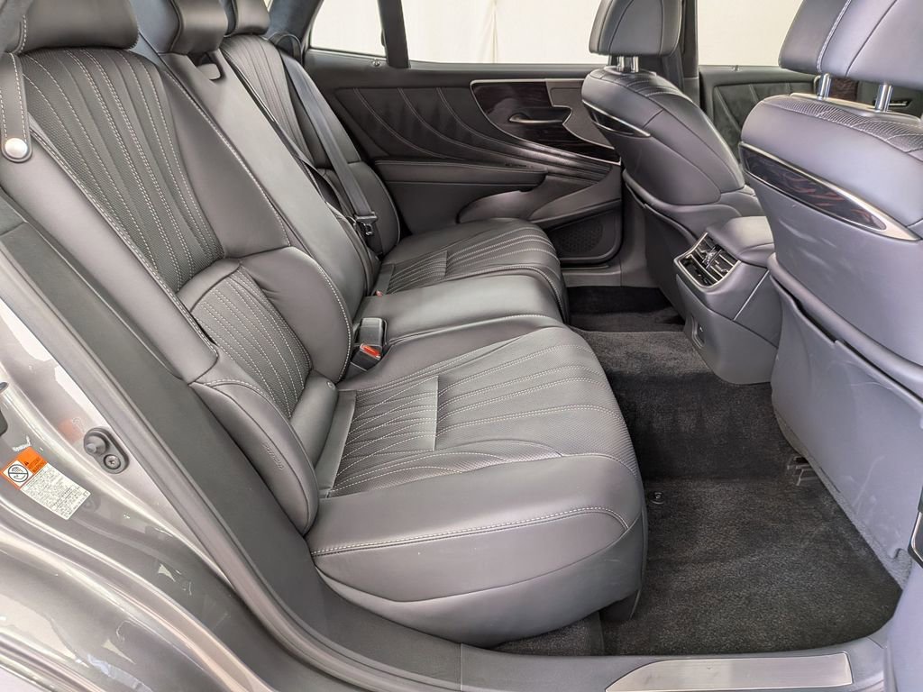 Certified 2023 Lexus LS 500 AWD w/ Luxury Package image 33