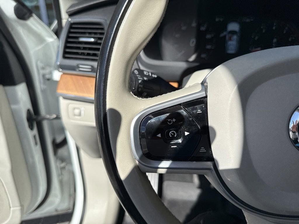 Used 2021 Volvo XC90 T6 Momentum w/ Protection Package Premier image 19