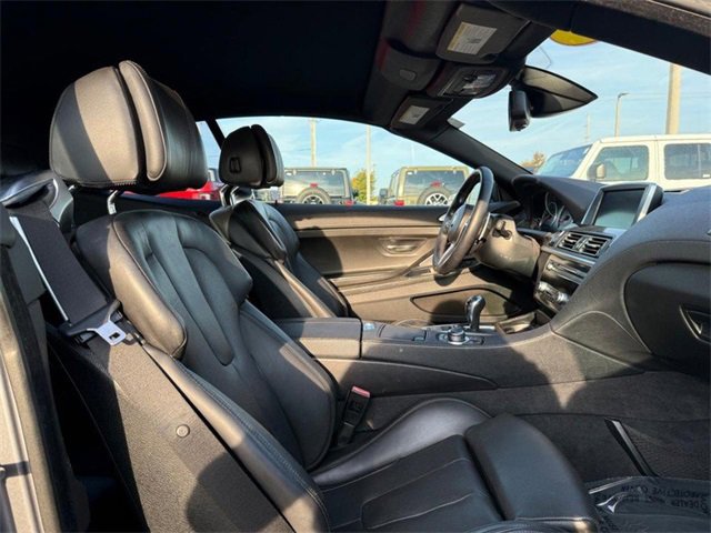 Used 2012 BMW M6 Convertible image 10