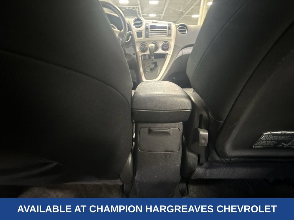 Used 2009 Pontiac Vibe w/ Sun And Sound Package FWD image 29