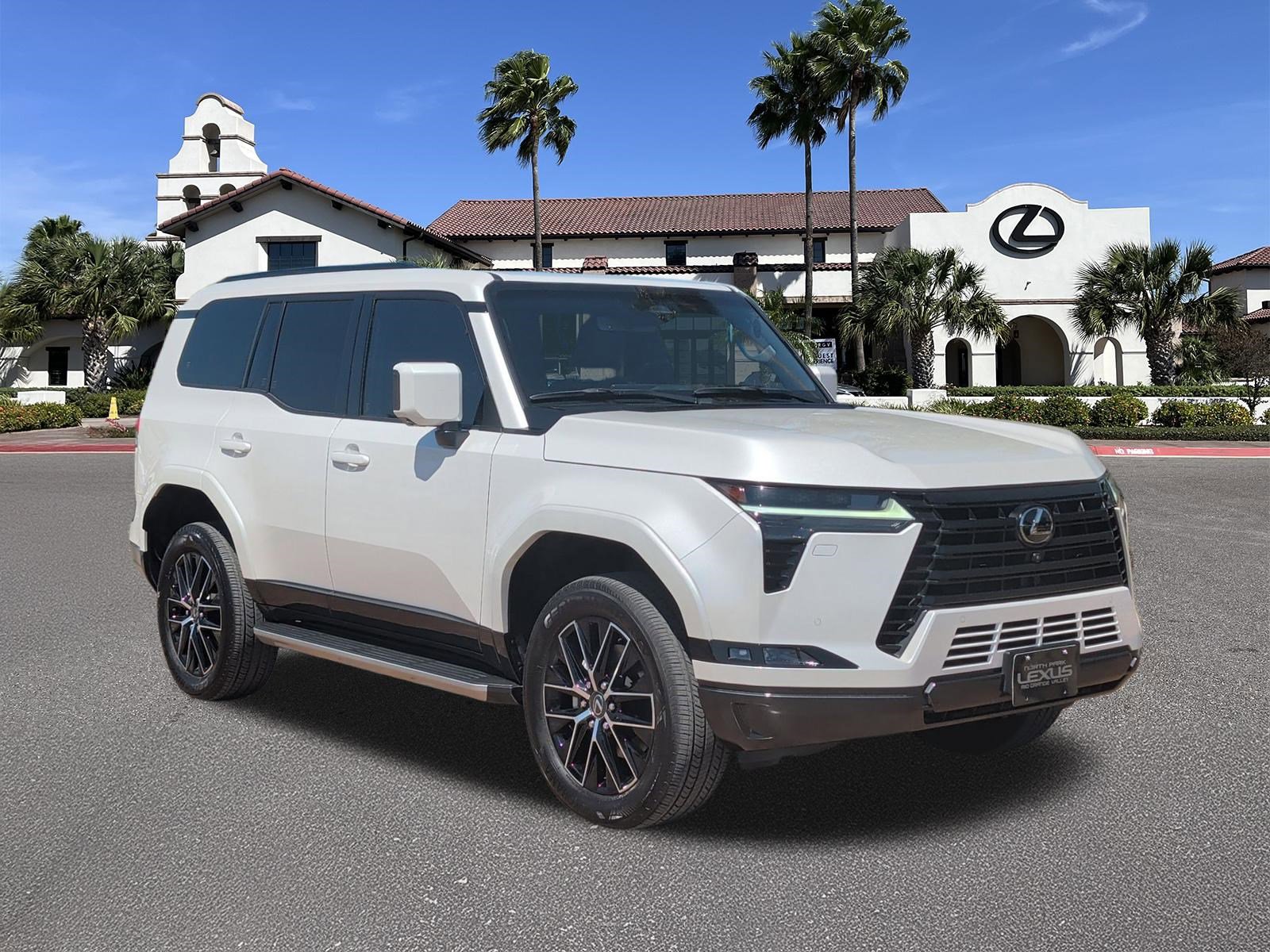 Used 2024 Lexus GX 550 w/ Accessory Package (Z1) image 1
