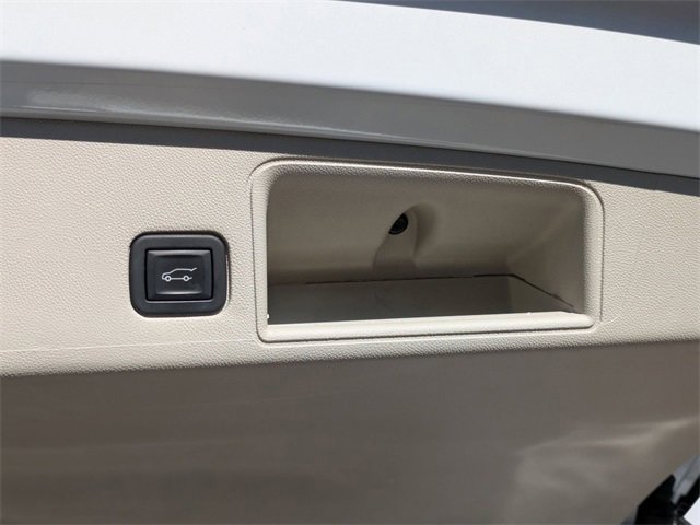 Used 2023 GMC Terrain Denali image 13