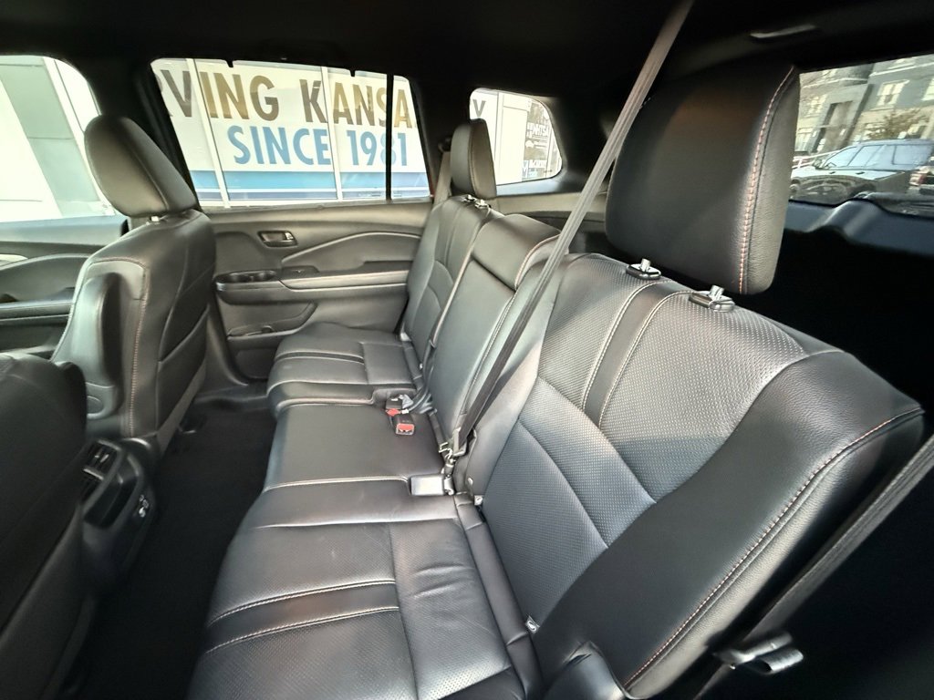 Used 2022 Honda Passport TrailSport image 30