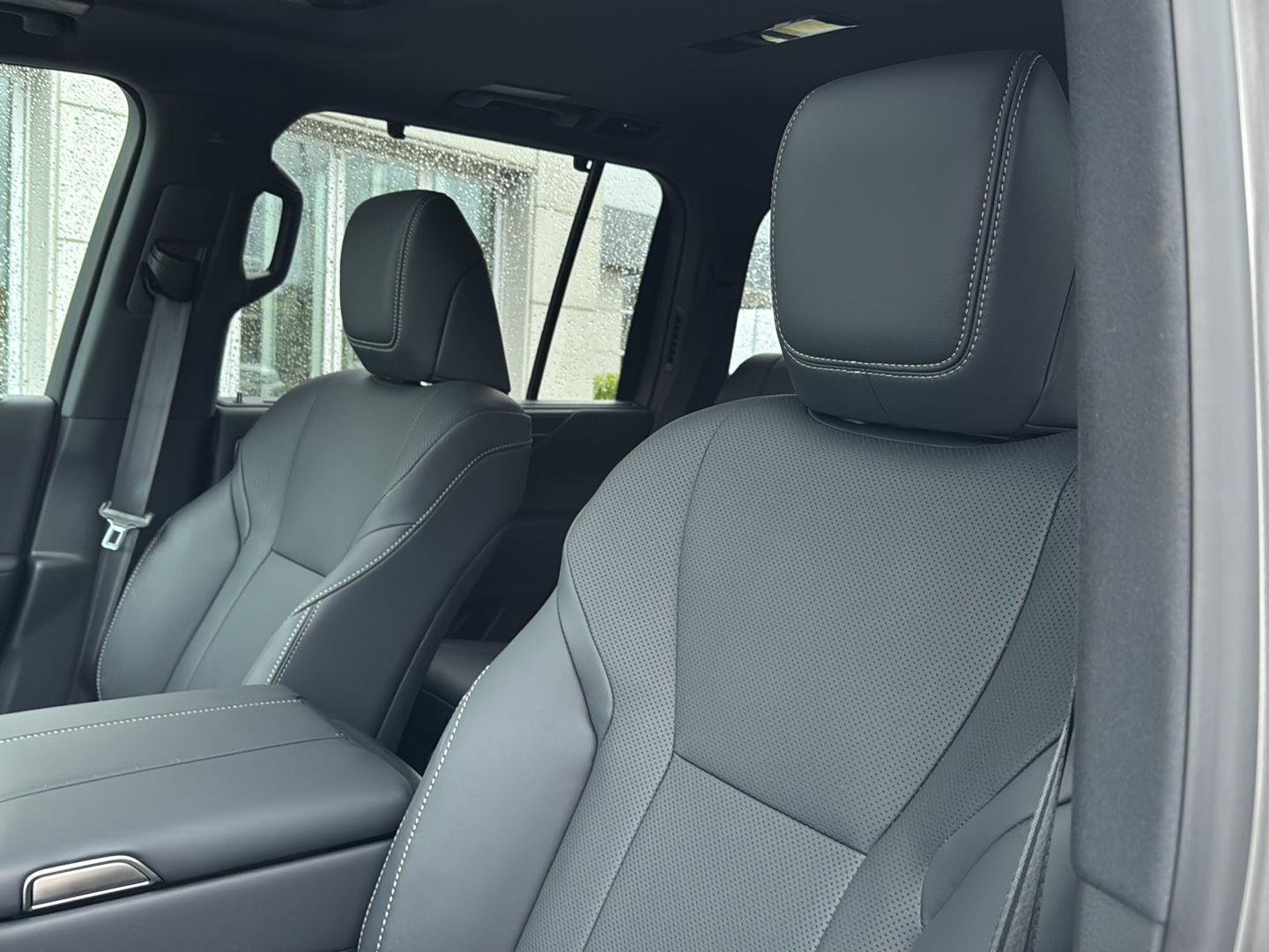 New 2026 Lexus LX 700h Luxury AWD/4WD image 26