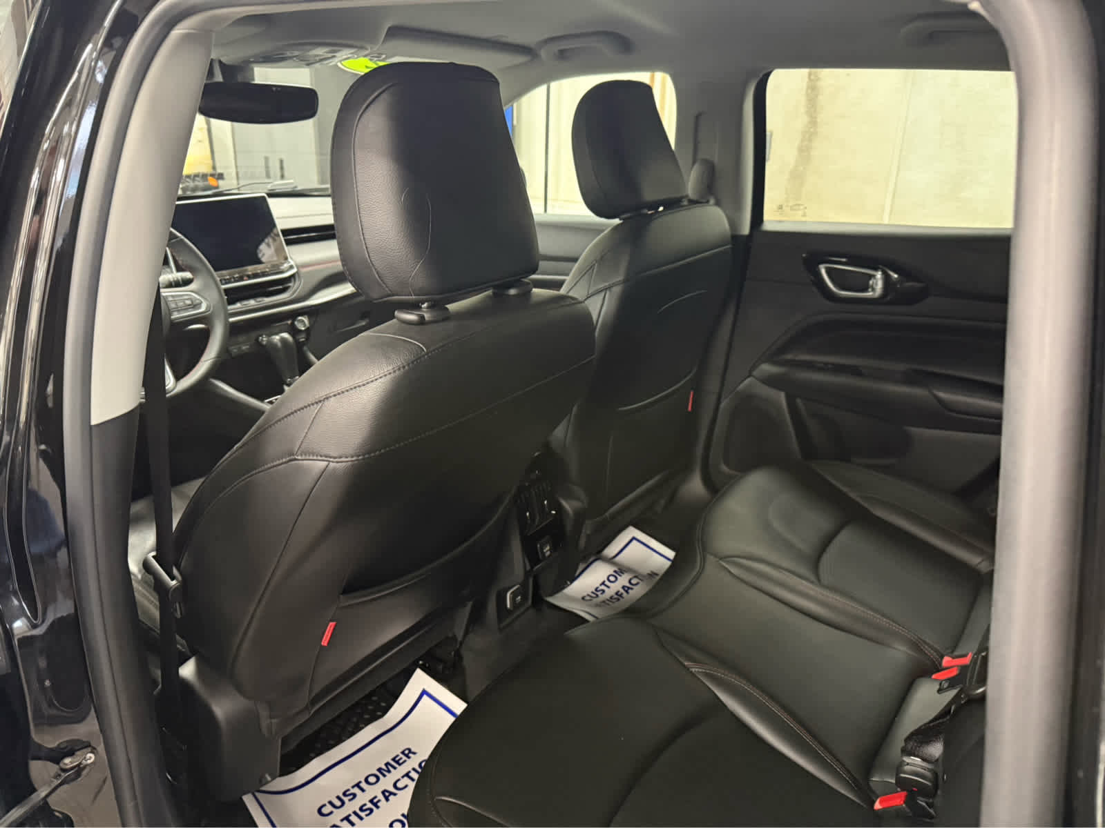 Used 2022 Jeep Compass Trailhawk AWD/4WD image 21