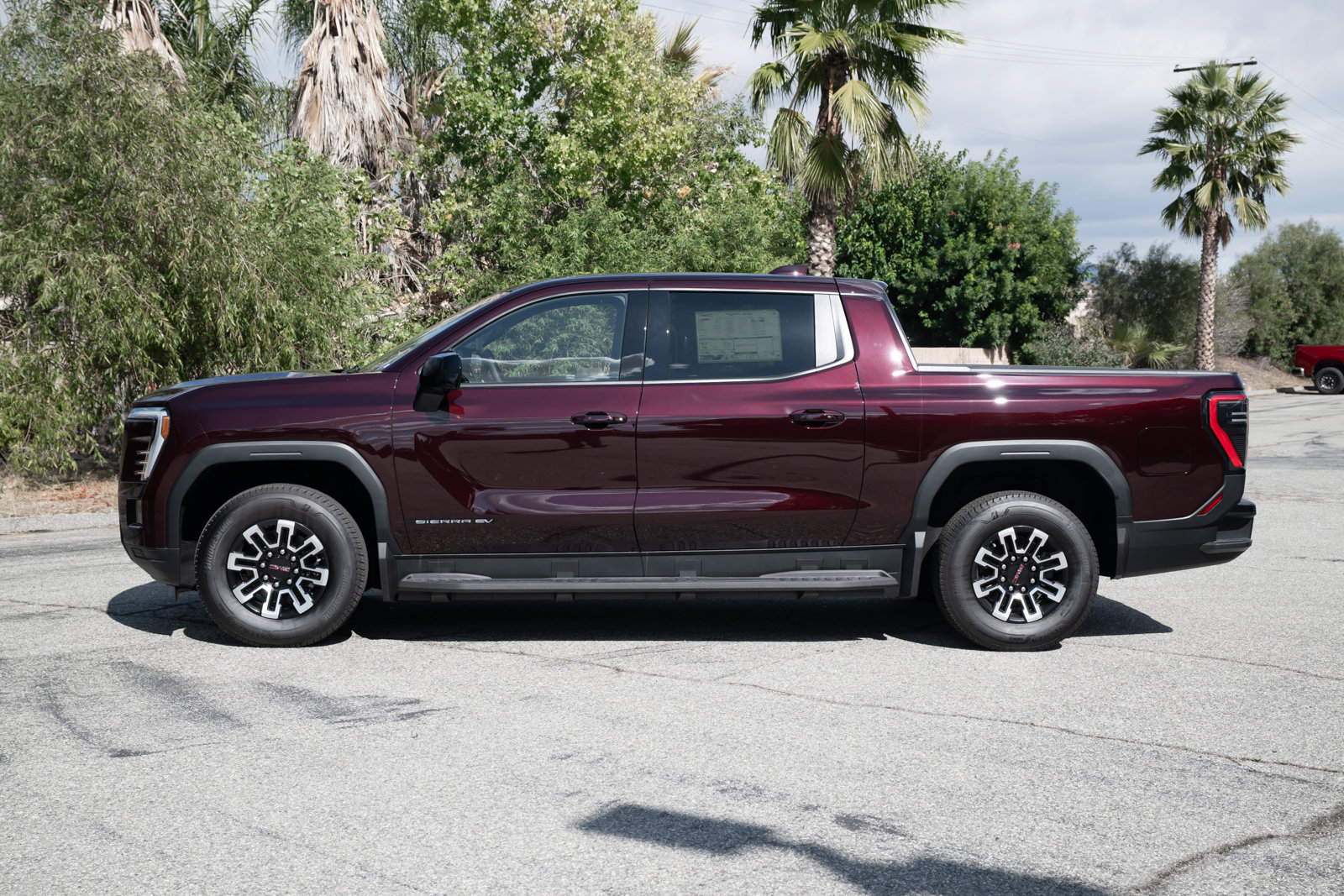 New 2026 GMC Sierra EV Elevation image 7