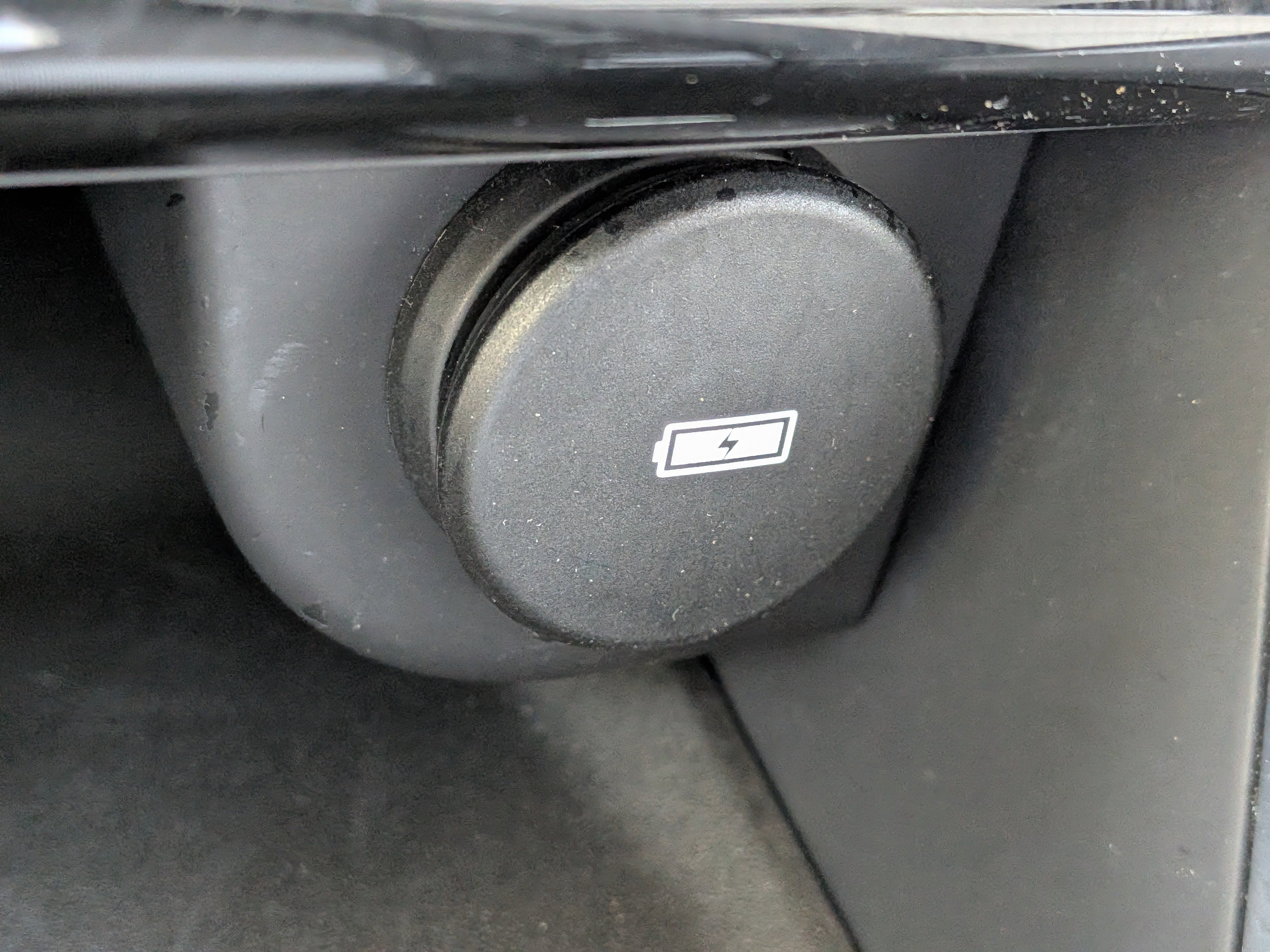 Used 2020 Land Rover Discovery Sport SE R-Dynamic AWD/4WD image 20