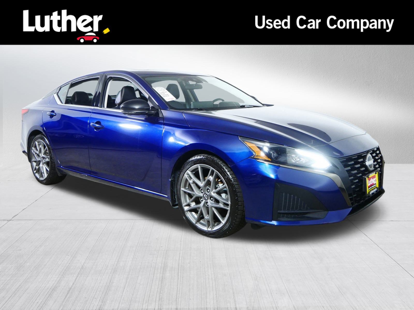 Used 2023 Nissan Altima 2.0 SR