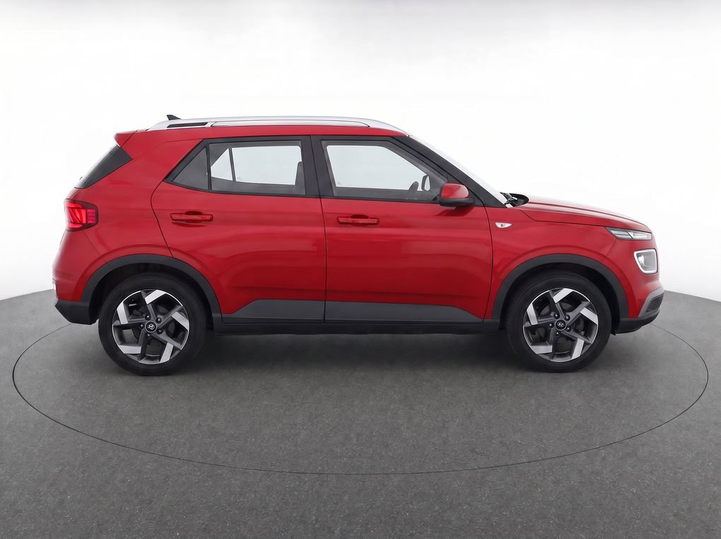 Used 2021 Hyundai Venue SEL FWD image 11