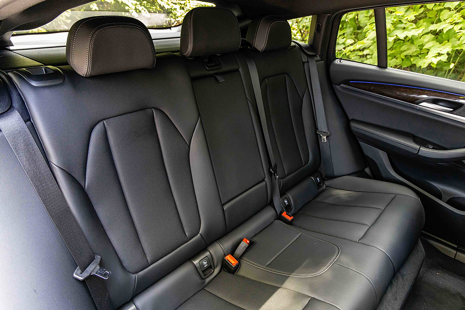 Used 2024 BMW X4 xDrive30i w/ Parking Assistance Package image 26