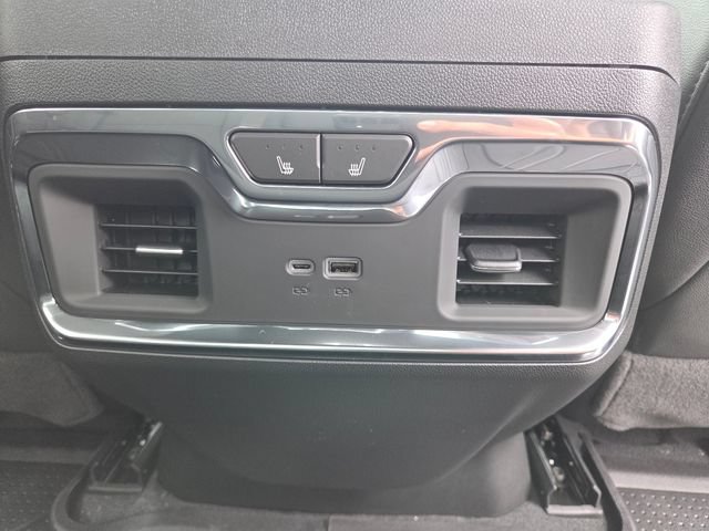 New 2026 Chevrolet Silverado 1500 High Country AWD/4WD image 18
