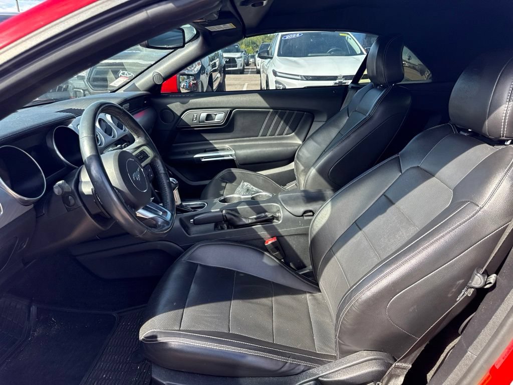 Used 2018 Ford Mustang Premium RWD image 10