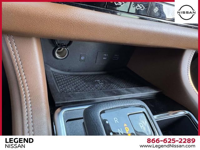 Used 2022 Nissan Pathfinder Platinum image 26