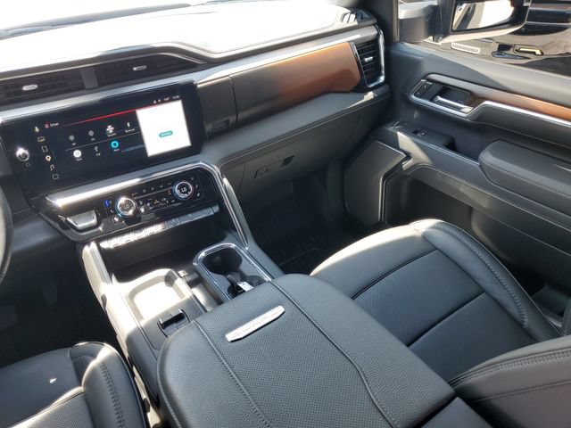 Used 2025 GMC Sierra 2500 Denali w/ Max Trailering Package AWD/4WD image 28