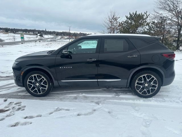 Used 2023 Chevrolet Blazer Premier w/ Driver Confidence II Package image 4