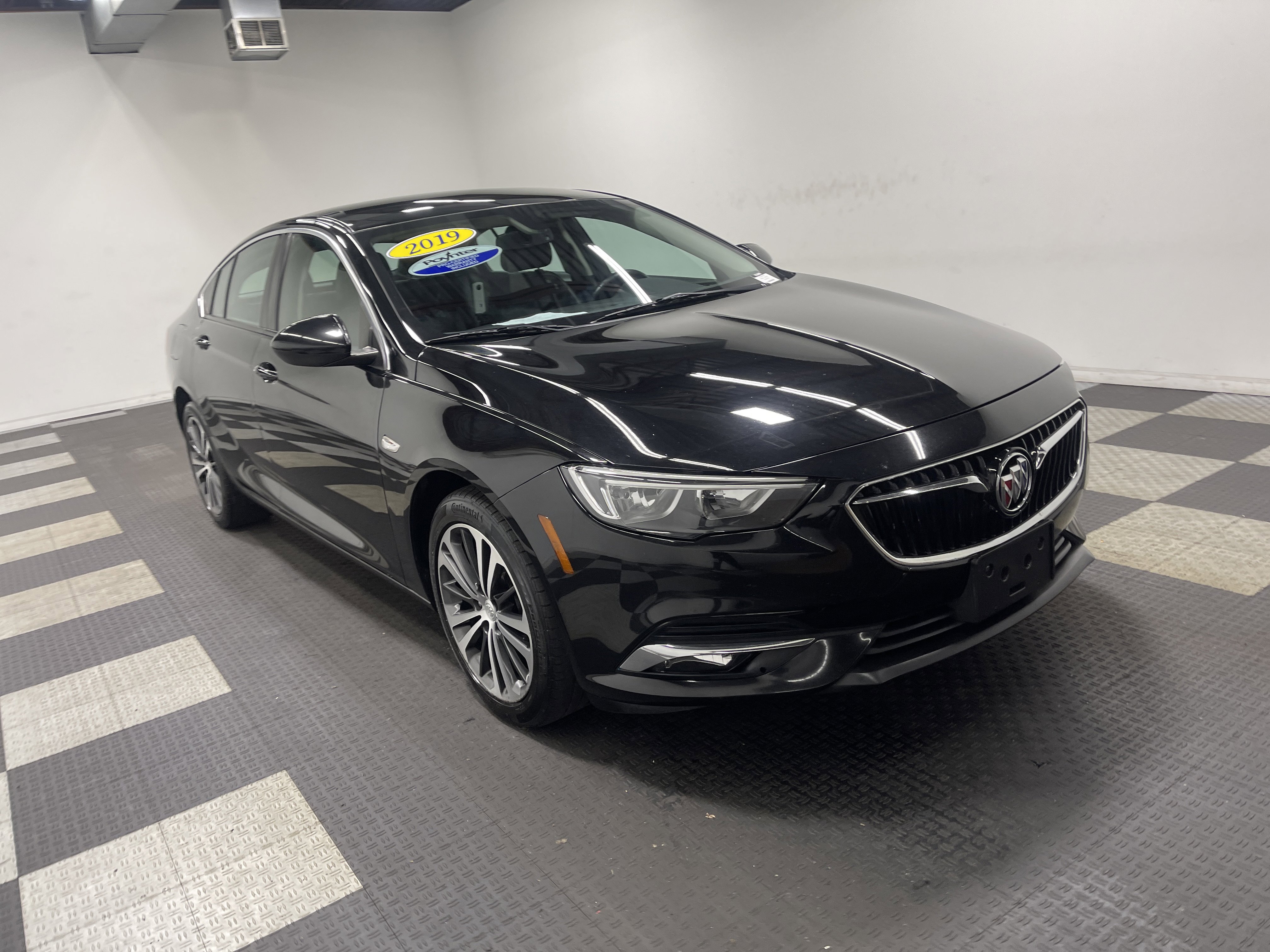 Used 2019 Buick Regal Preferred image 6