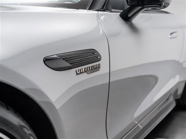 Used 2023 Mercedes-Benz SL 63 AMG 4MATIC image 24