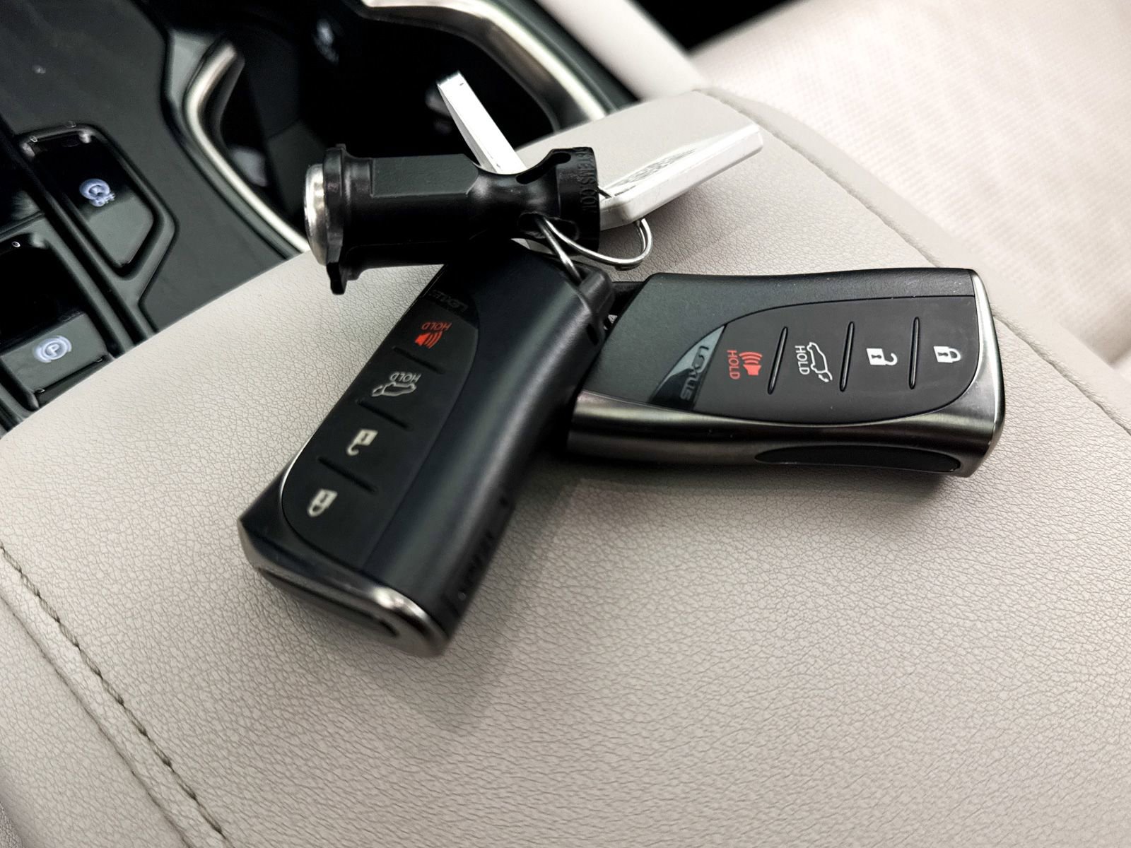 Used 2023 Lexus RX 350 Premium Plus w/ Cold Area Package image 41