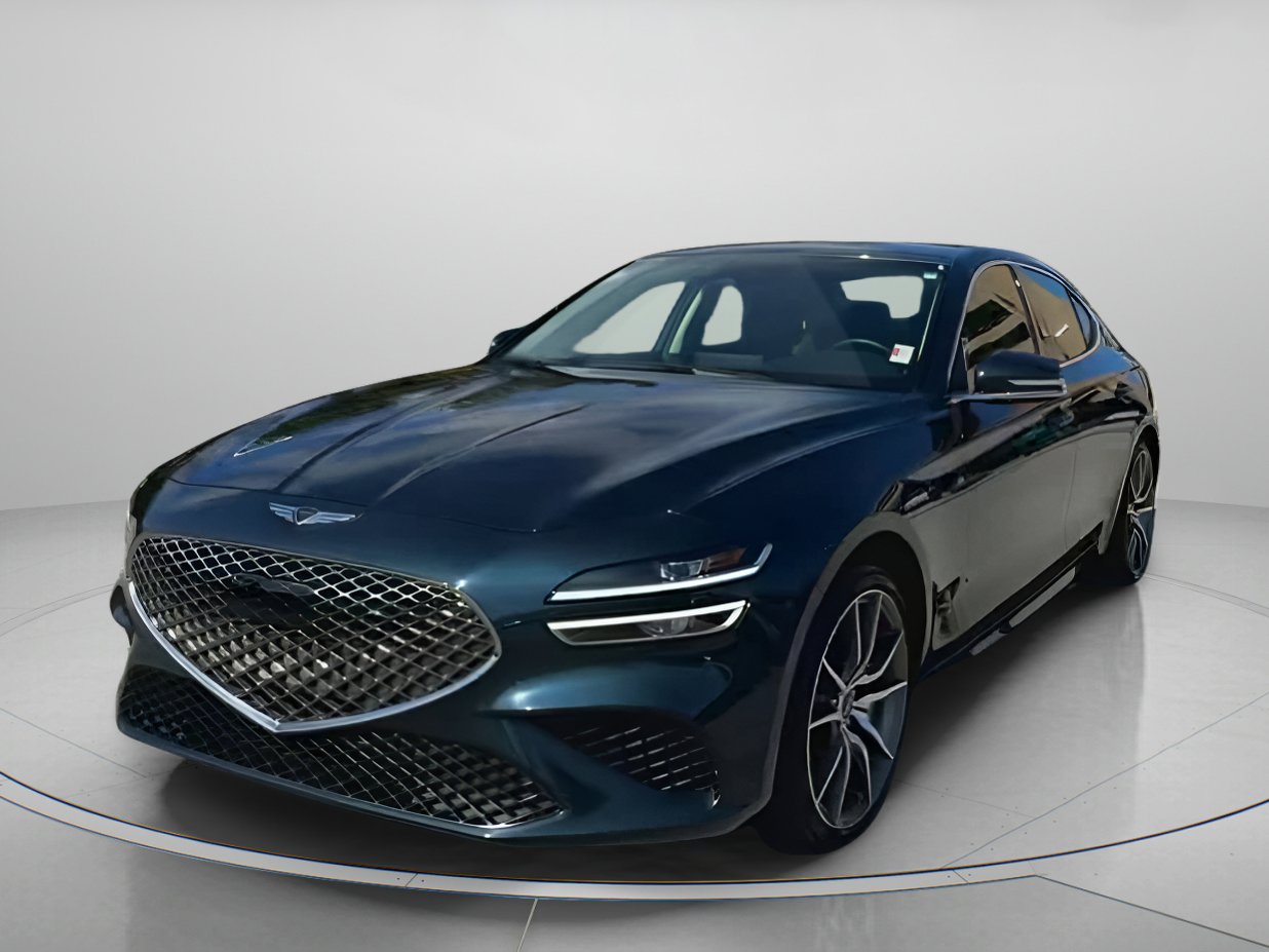Used 2025 Genesis G70 2.5T image 10