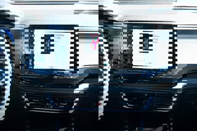 New 2026 Volkswagen Atlas Cross Sport SEL R-Line image 30