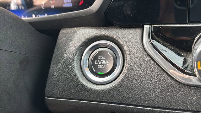 Used 2024 Chevrolet Colorado Trail Boss w/ Technology Package image 28