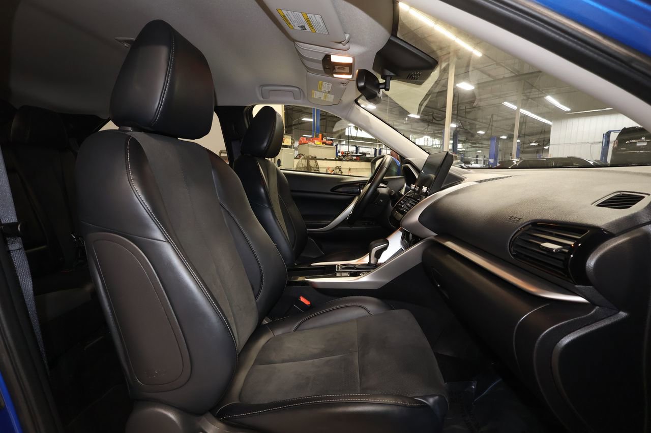 Used 2025 Mitsubishi Eclipse Cross Black Edition image 27