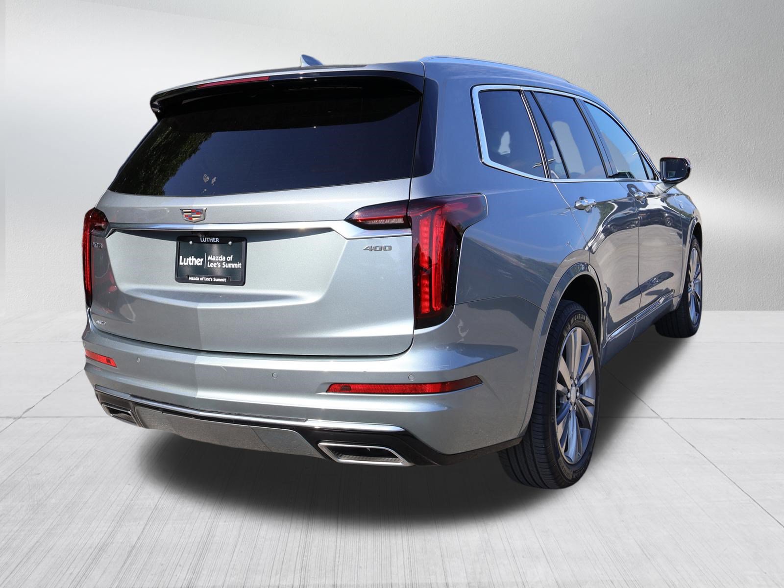 Used 2025 Cadillac XT6 Premium Luxury AWD/4WD image 7