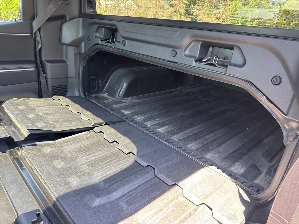 Used 2025 GMC Sierra EV Denali AWD/4WD image 45
