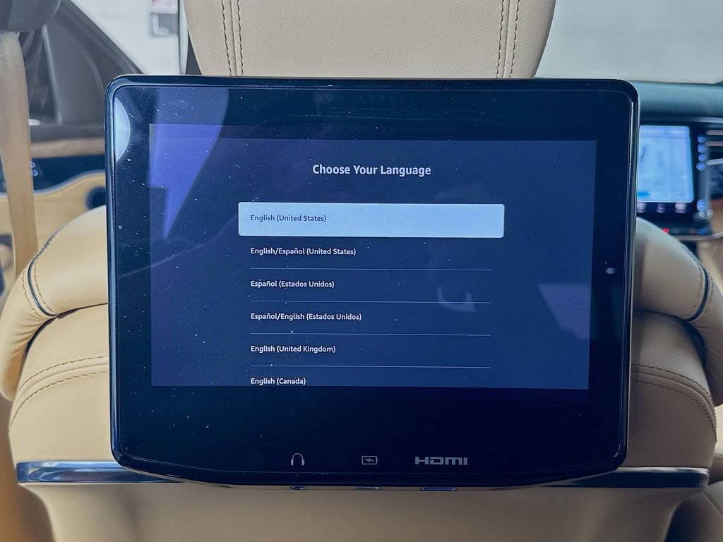 Used 2024 Jeep Grand Wagoneer Series III w/ Rear Seat Video Group 1 image 27