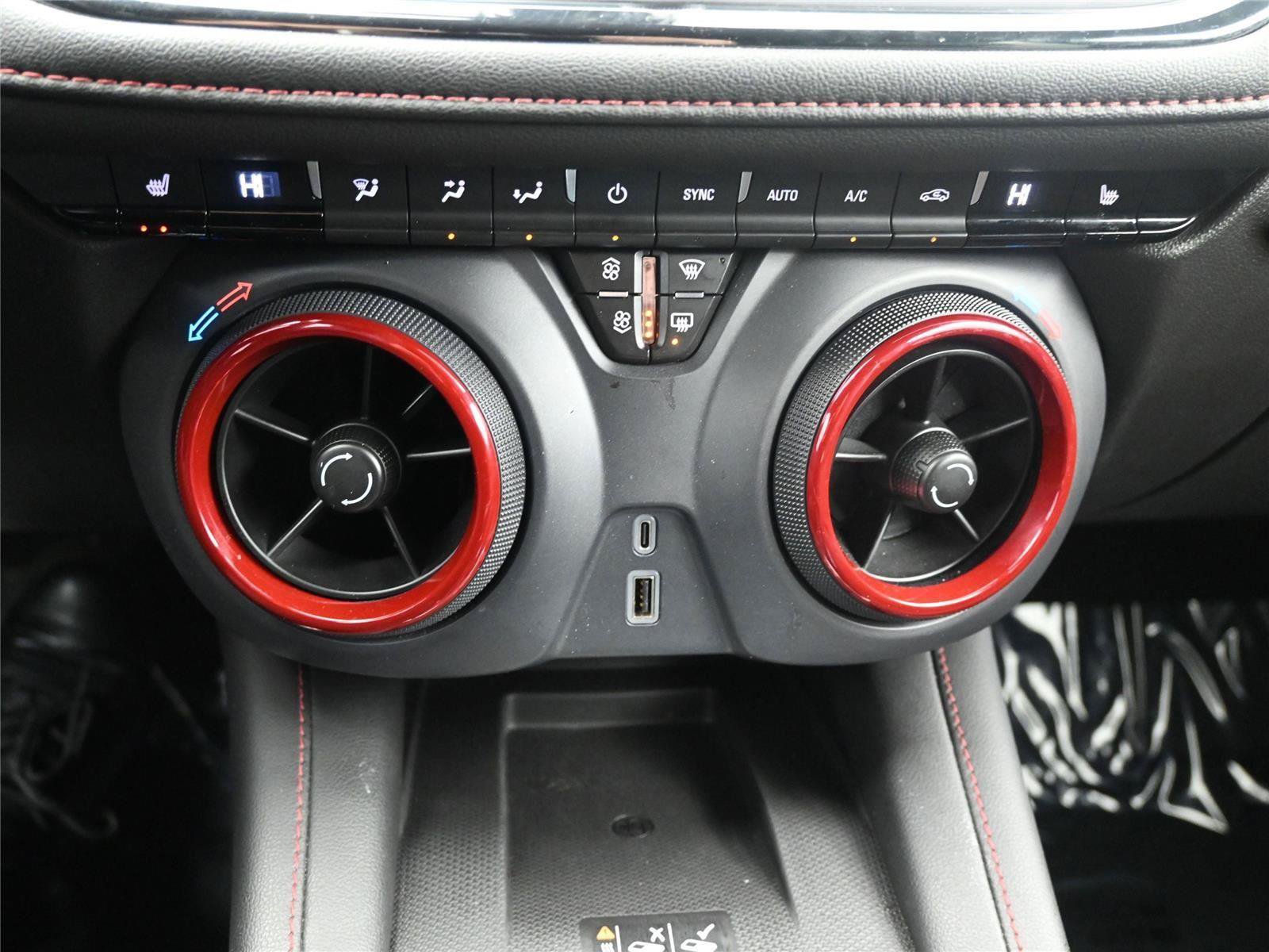 Used 2025 Chevrolet Blazer RS FWD image 10