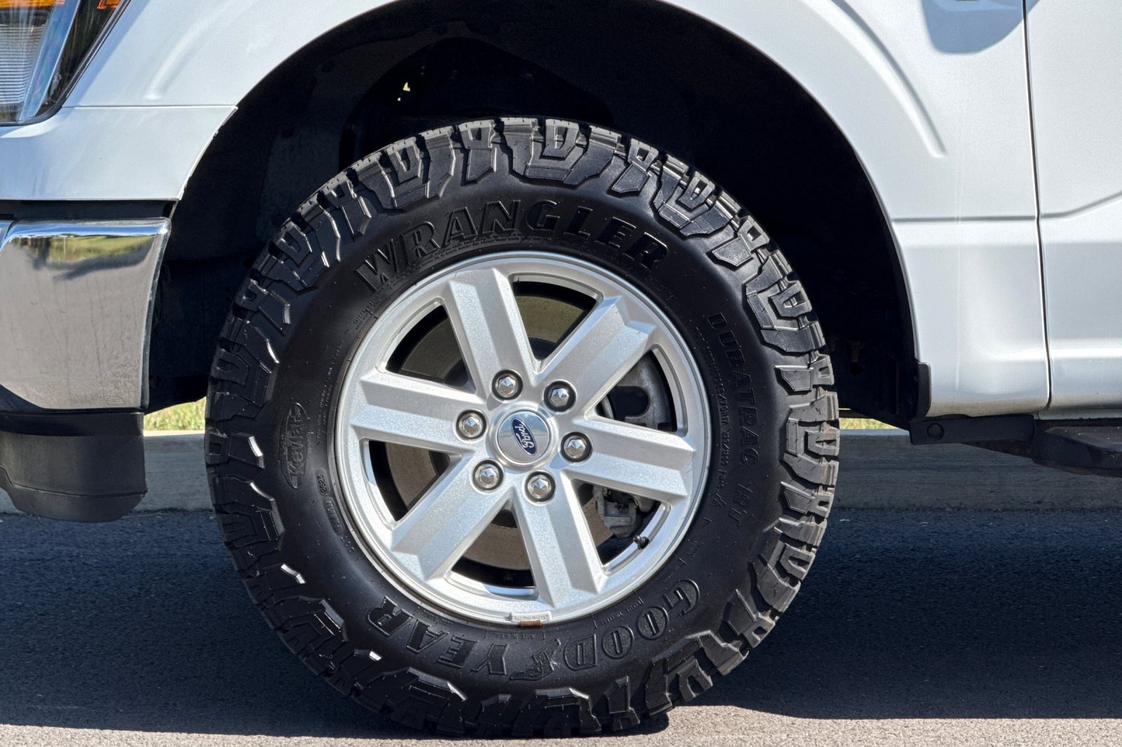 Used 2023 Ford F150 XLT AWD/4WD image 30