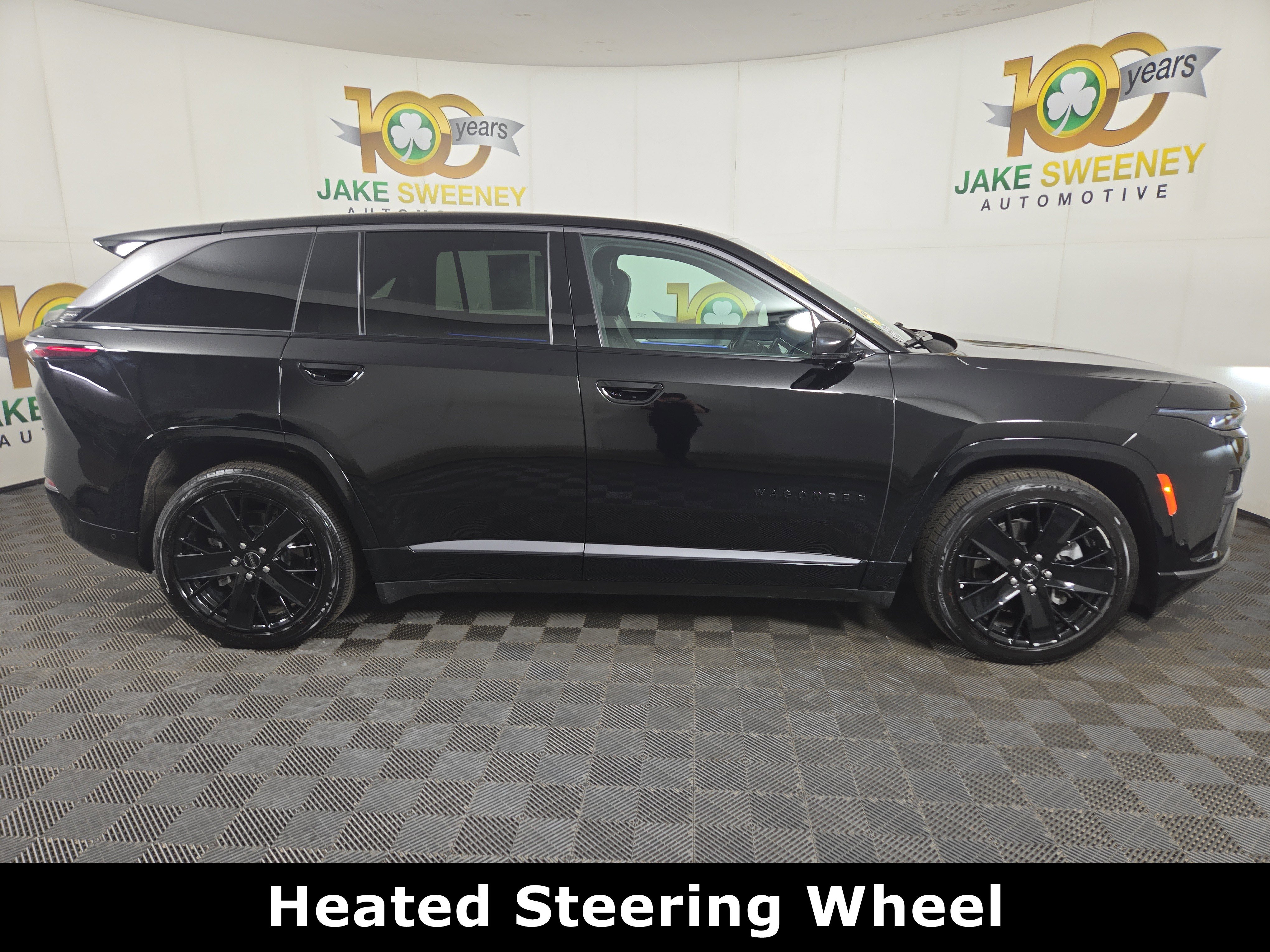 Used 2024 Jeep Wagoneer Launch Edition image 10