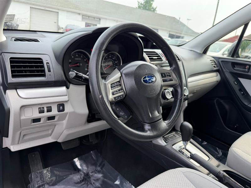 Used 2015 Subaru Forester 2.5i Premium w/ All-Weather Package AWD/4WD image 30