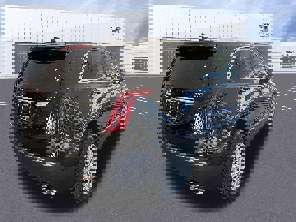 New 2026 Cadillac XT5 Luxury w/ LPO, Floor Liner Package AWD/4WD image 4