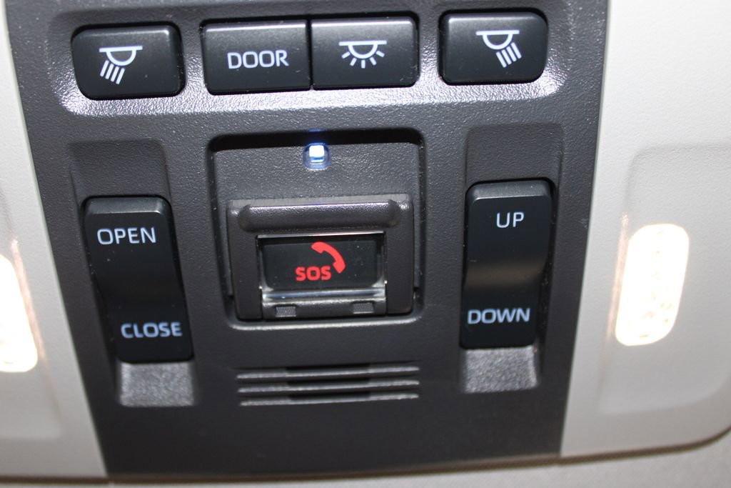 Used 2023 Toyota Camry SE w/ Convenience Package FWD image 34