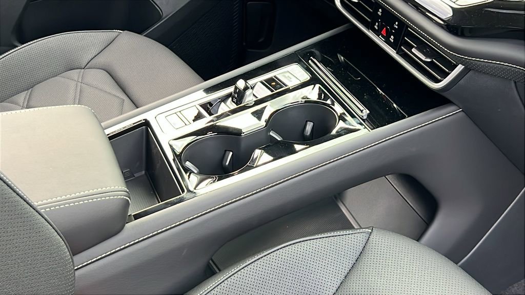 New 2026 Volkswagen Atlas SE image 10