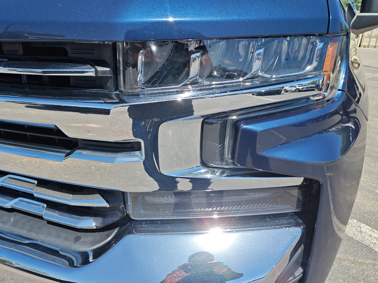 Used 2020 Chevrolet Silverado 1500 LTZ w/ LTZ Plus Package AWD/4WD image 9