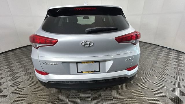Used 2017 Hyundai Tucson SE Plus AWD/4WD image 4