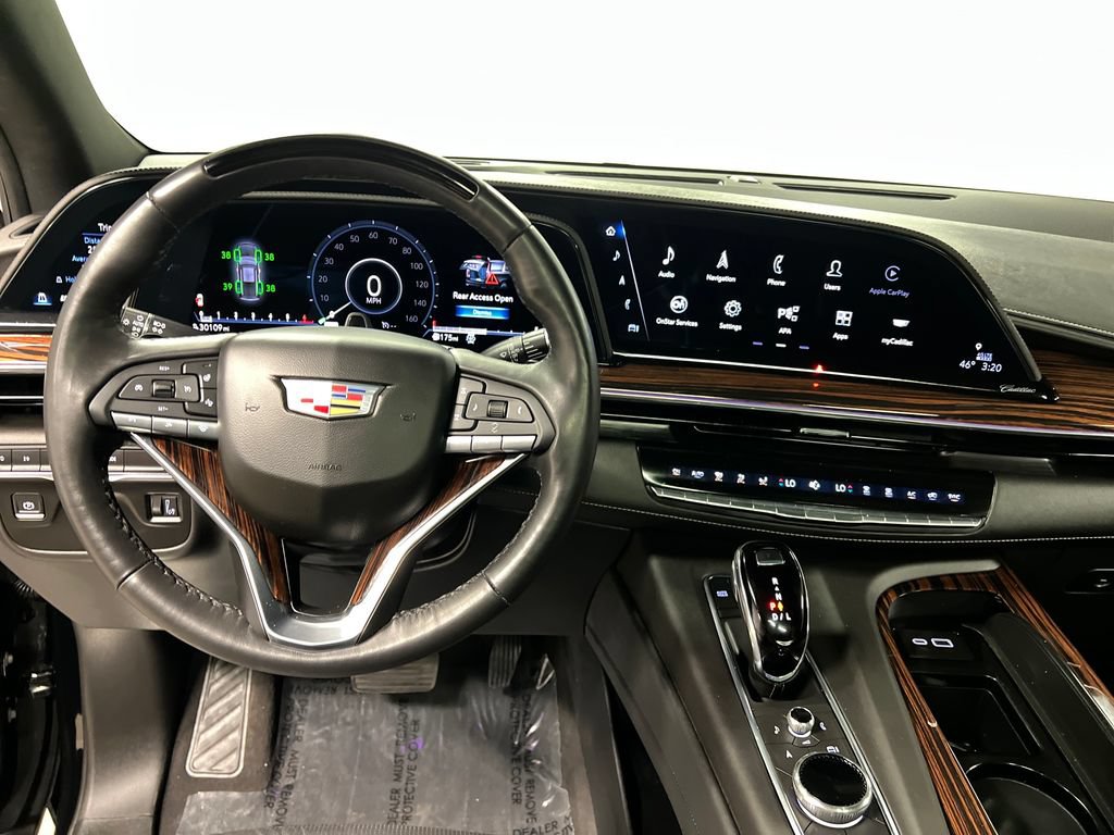Certified 2023 Cadillac Escalade Premium Luxury w/ LPO, Floor Liner Package AWD/4WD image 17