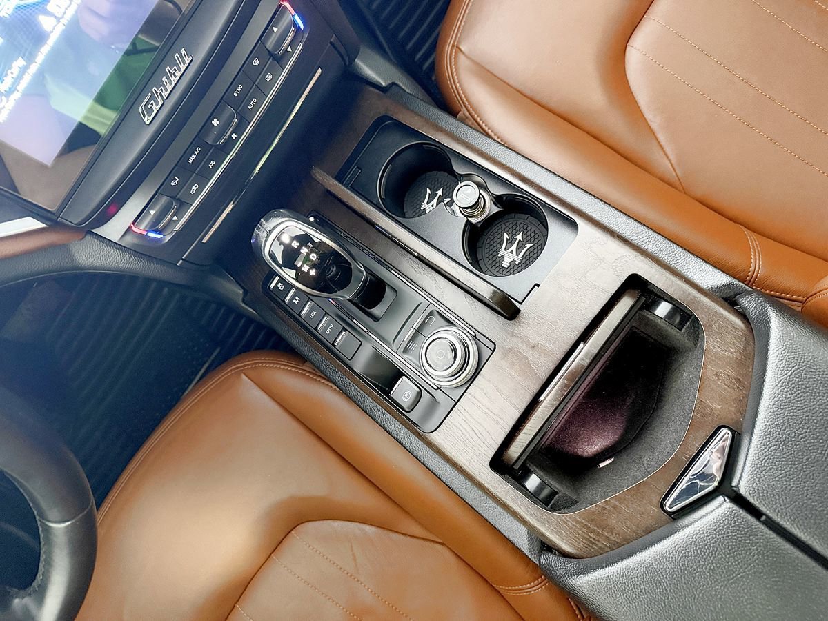 Used 2017 Maserati Ghibli S RWD image 65