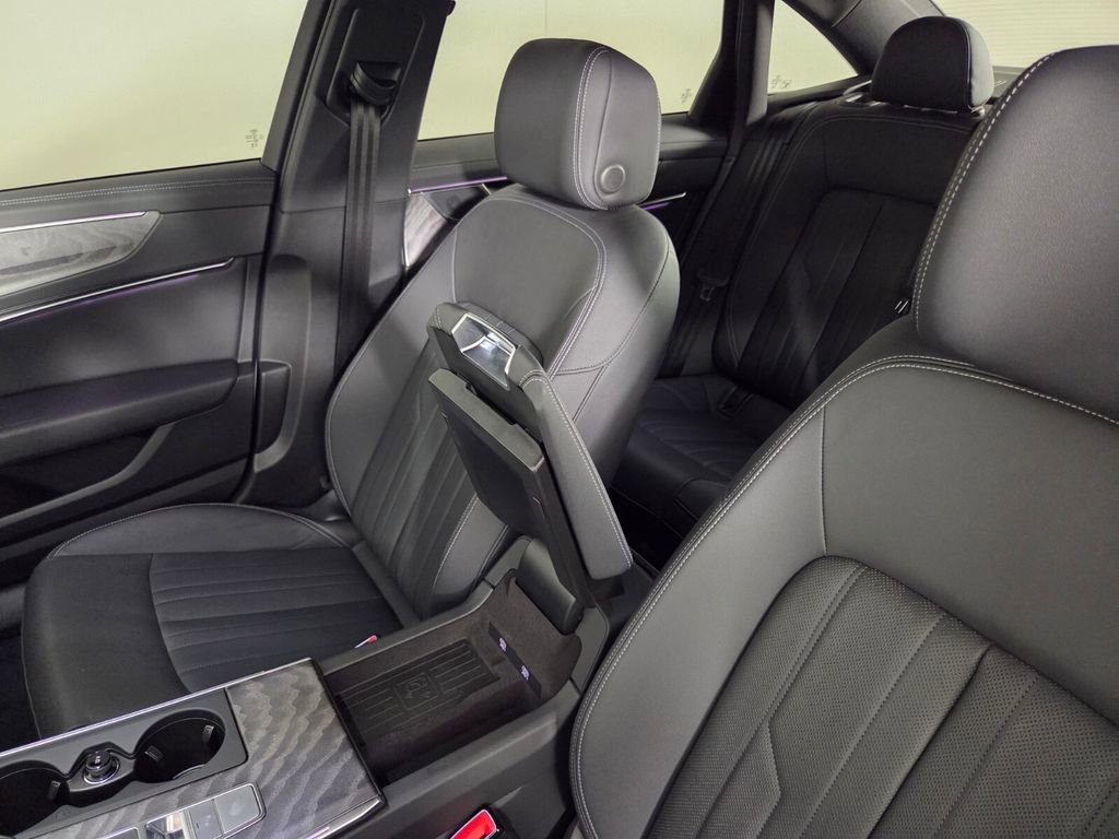 Used 2025 Audi A6 3.0T Premium image 22