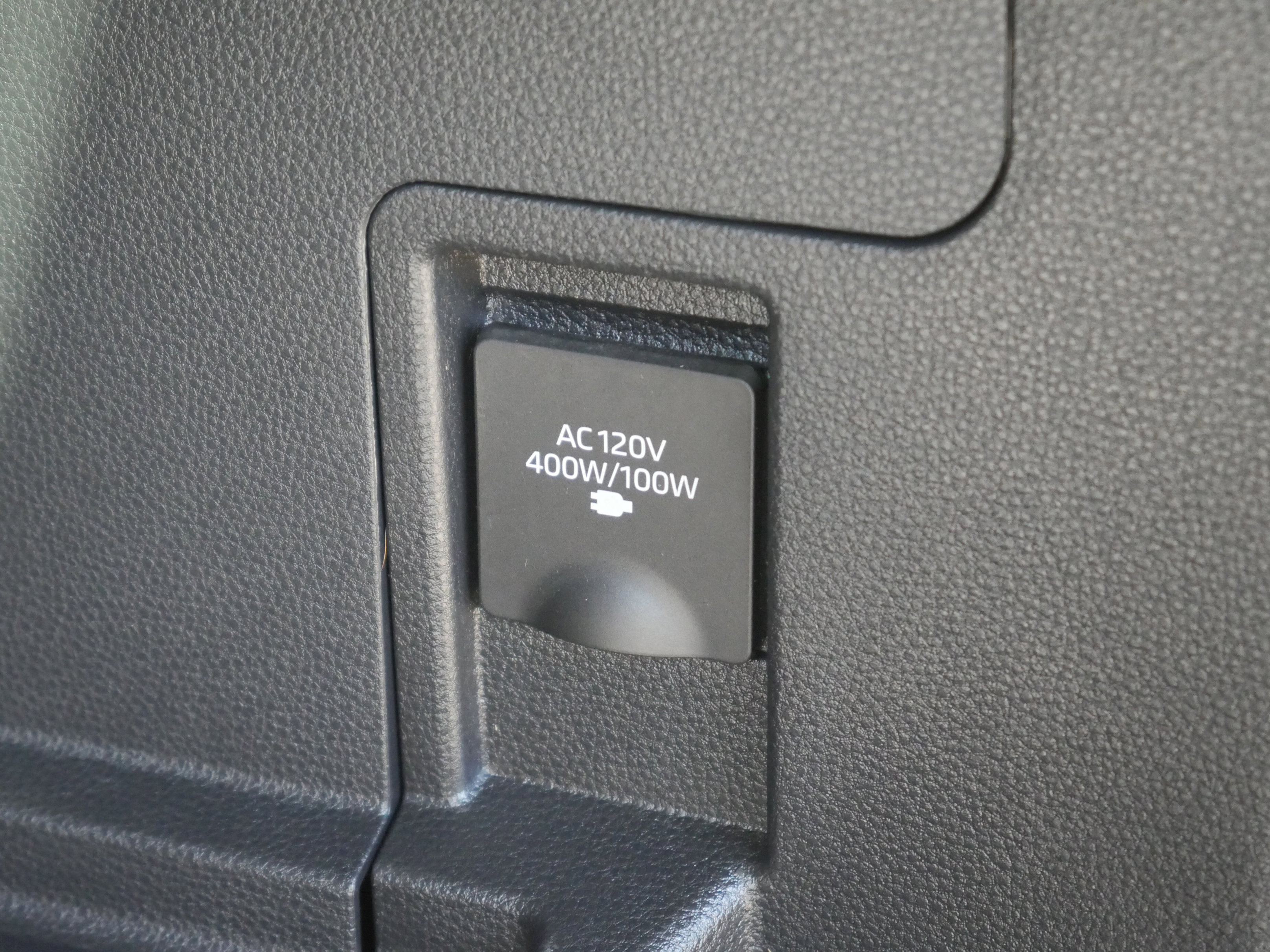 Used 2023 Toyota Sequoia Limited AWD/4WD image 26