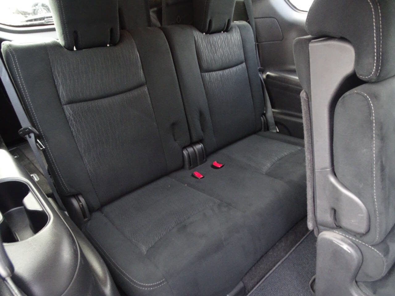 Used 2013 Nissan Pathfinder S image 32