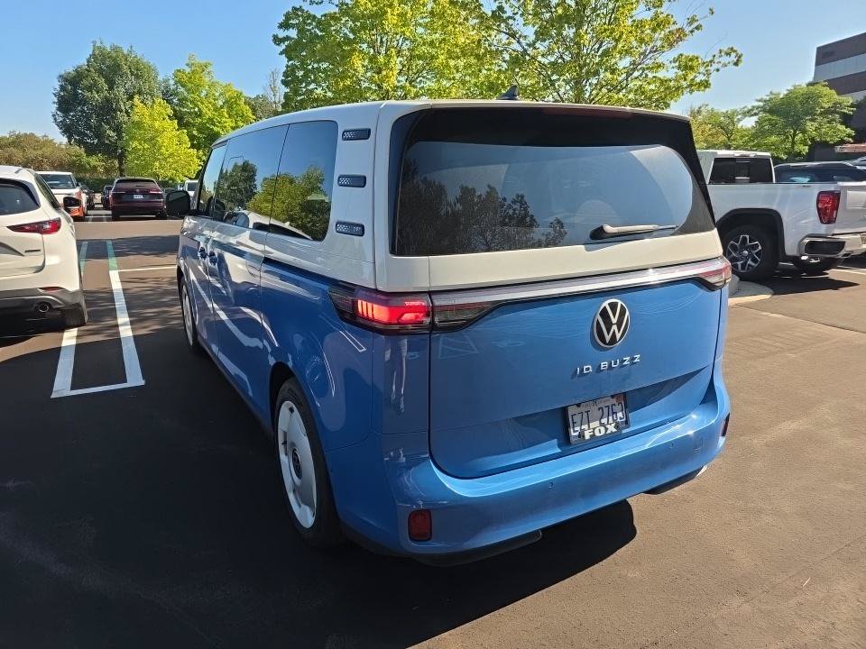 Used 2025 Volkswagen ID. Buzz 1st Edition RWD image 33